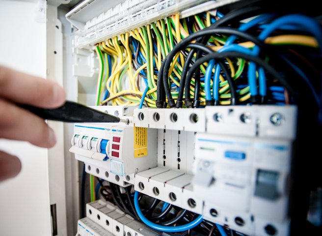 emergency service electrical
