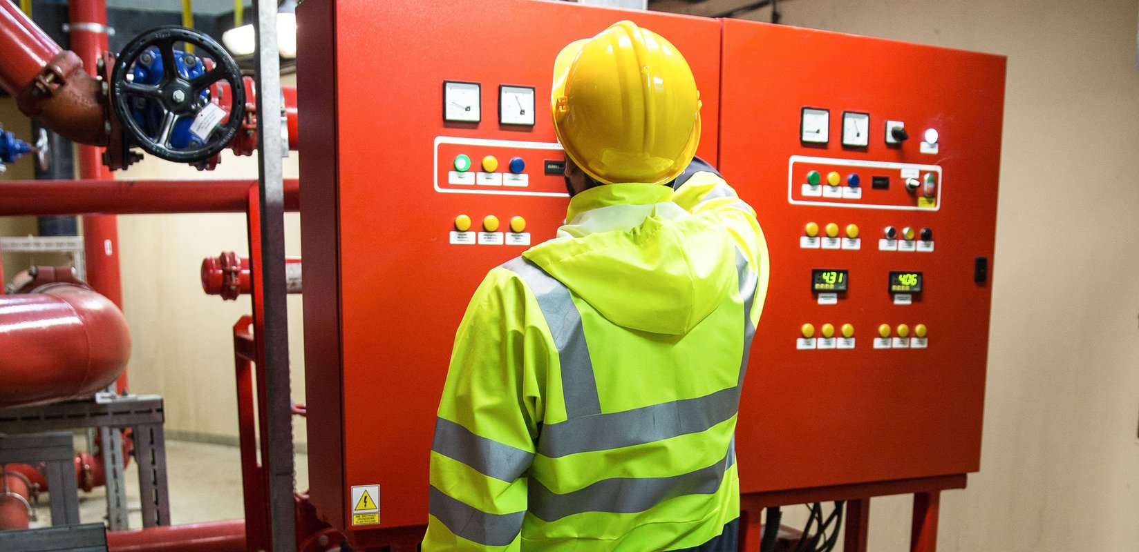 Hazardous area electrician assessing an industrial site in Auckland